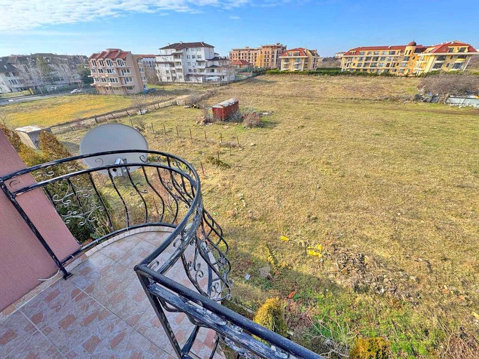 Продава се Двустаен апартамент в с. Равда, Област Бургас - 70 кв.м за 1179 €/кв.м - Снимка #12