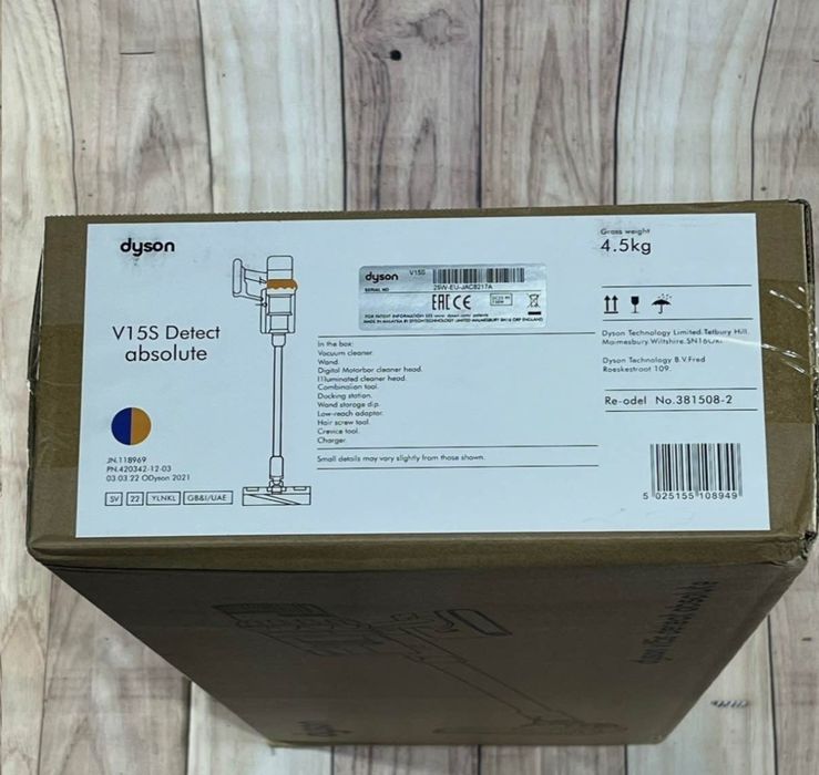 Dayson V15s detect absolute nou sigilat 
Tensiune 25,9 V

Putere 250 W

Capacitate baterie 2000 mAh

Timp de funcționare 4-4,5 ore 
Aspiratorul p