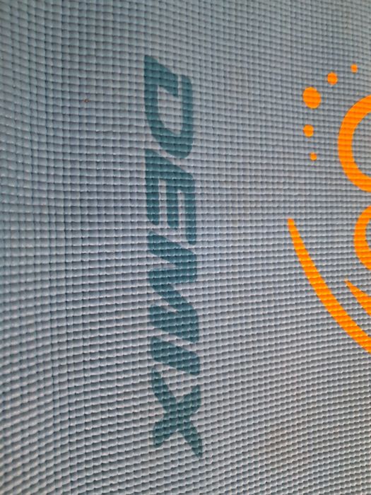 Коврик для занятий йогой.