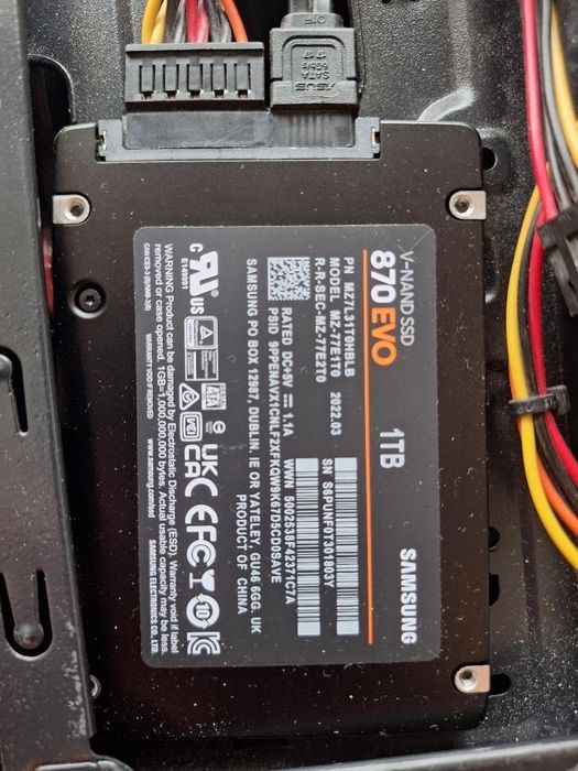 Геймърски компютър GTX 1050 Ti 4GB + Samsung 870 EVO 1TB + Razer комплект
