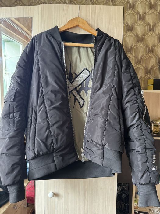 Luda яке двулицево