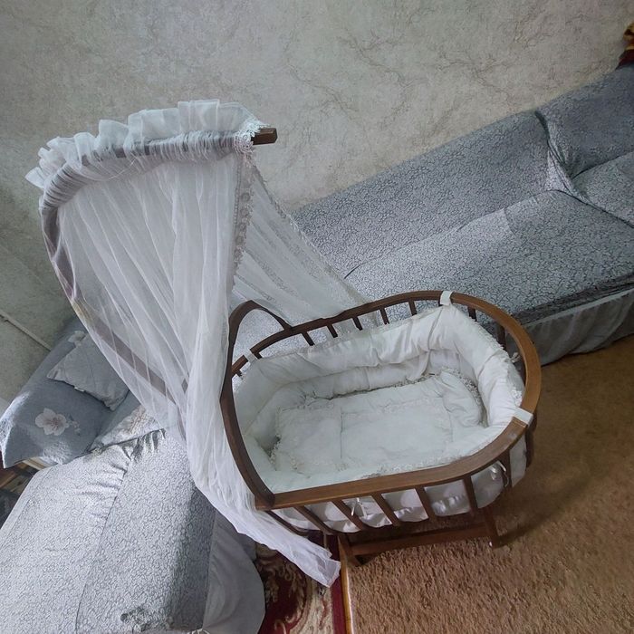 Детская люлька в хорошем состоянии