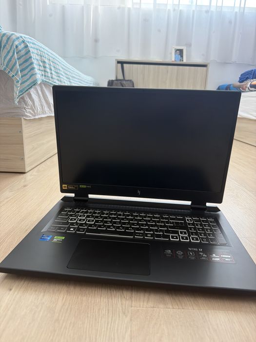 Лаптоп. Acer Nitro 17 – i7-13620H / RTX 4060 / 32GB RAM / 1TB SSD