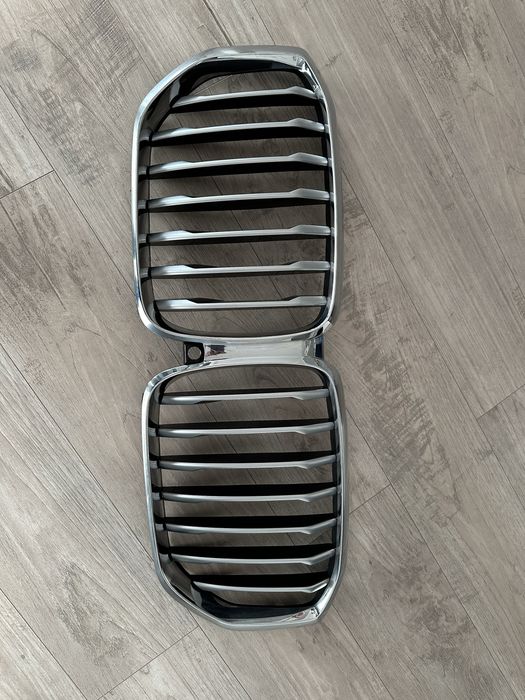 Оригинална решетка g05 BMW X5 2019