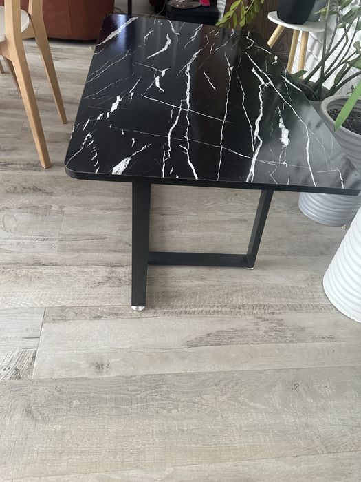 Журнальный столик