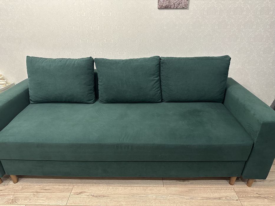 Продам диван в отличном состоянии