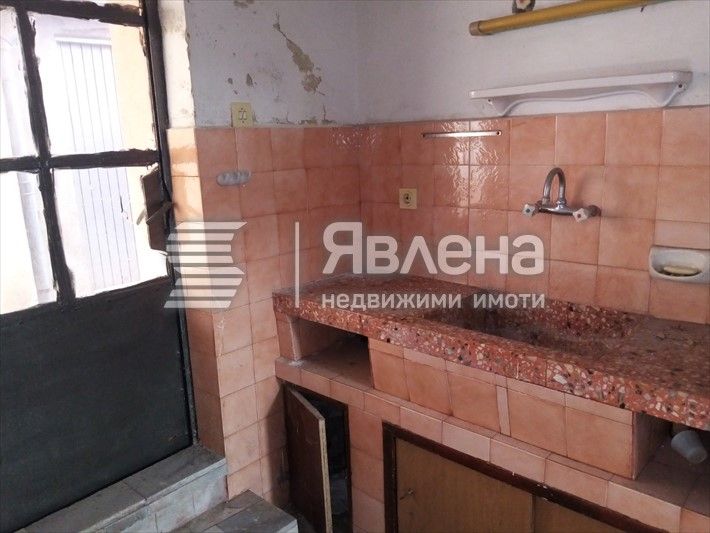Продава се Гараж / Паркомясто в Поморие - 47 кв.м за 537 €/кв.м - Снимка #5