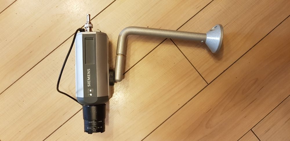 Camere supraveghere profesionale Siemens cu focalizare automată