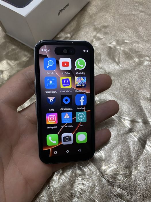 Iphone 17 pro max mini