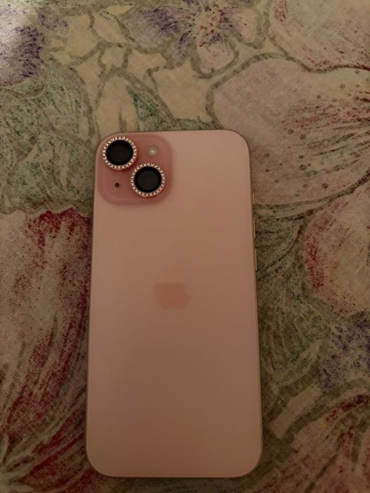 Продам Iphone 15