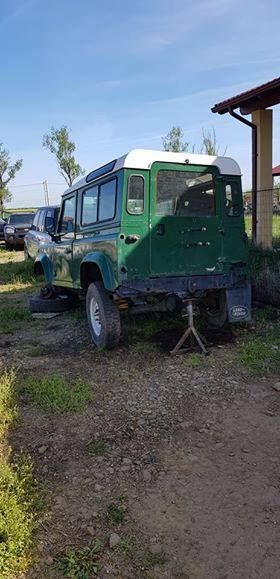 dezmembrez land rover defender