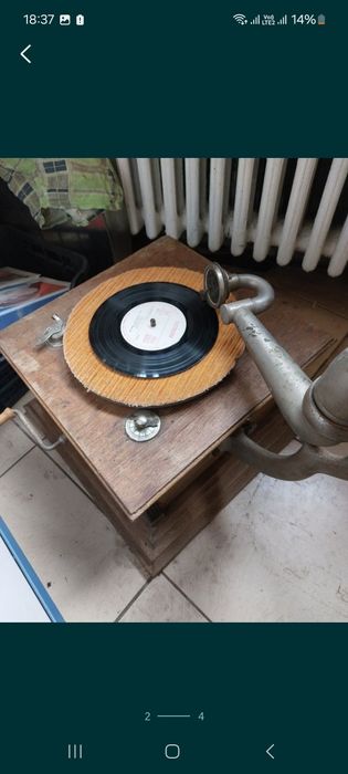 Gramofon telefon nokia. Stop logan