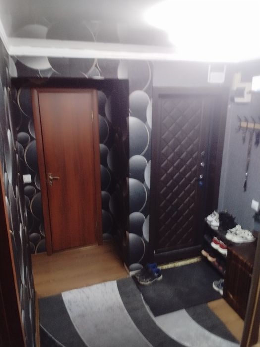 Продам 2 -х комнатную квартиру