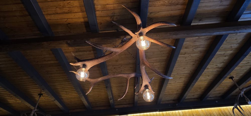 Candelabru din coarne de cerb hand-made