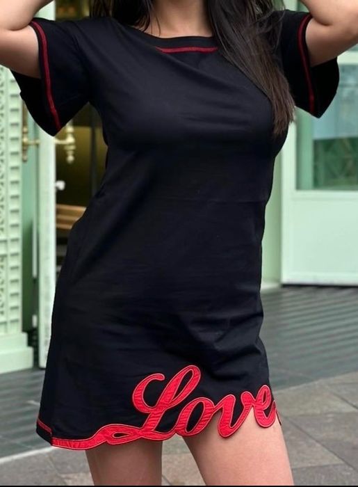 Рокля love moschino