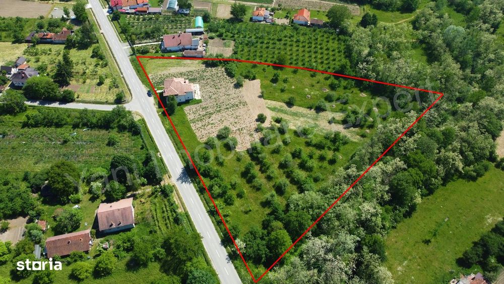 Casă de vânzare în comuna Șuici, județ Argeș.