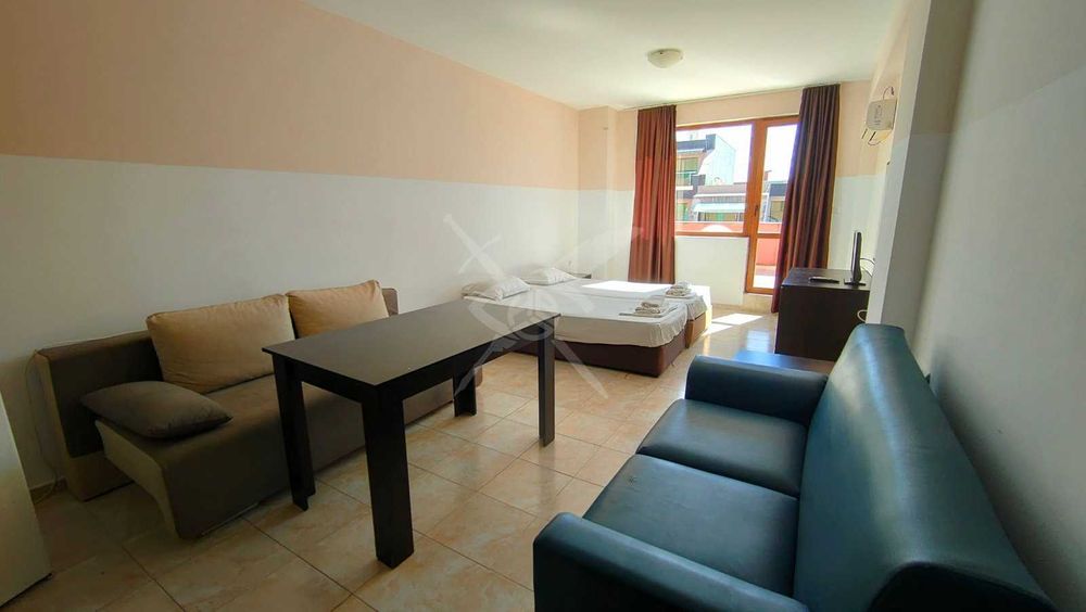 Продава се Двустаен апартамент в Поморие - 82 кв.м за 1238 €/кв.м - Снимка #2