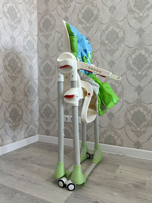 Продам стул для кормления