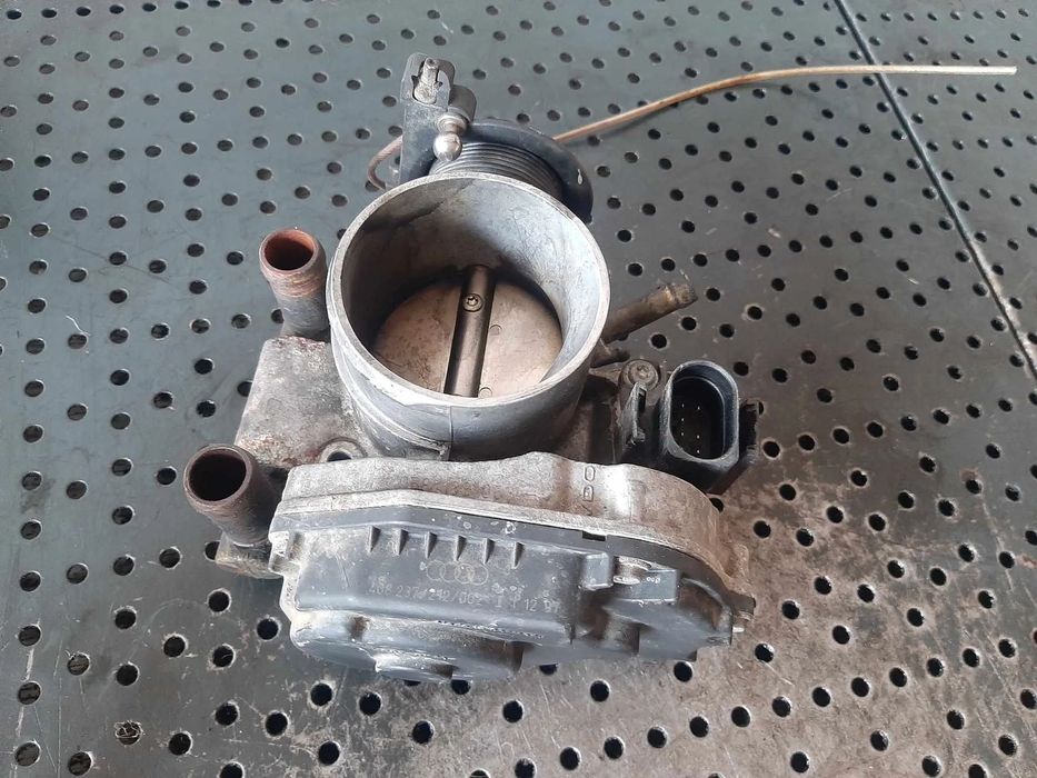 clapeta acceleratie audi a4 b5 1.6b adp  408237