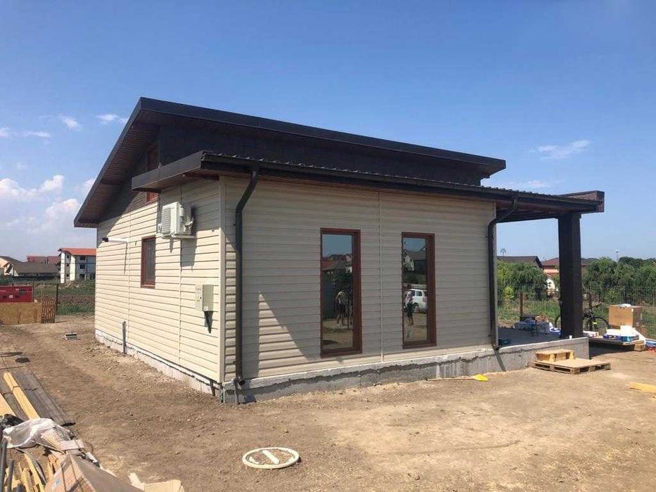 Casa Modulara, Garaje Auto, Containere din panou sandwich termoizolant