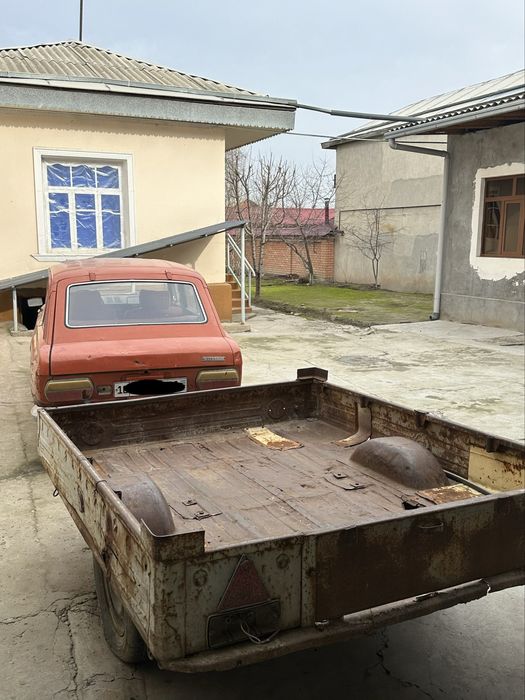 Москвич сотилади.