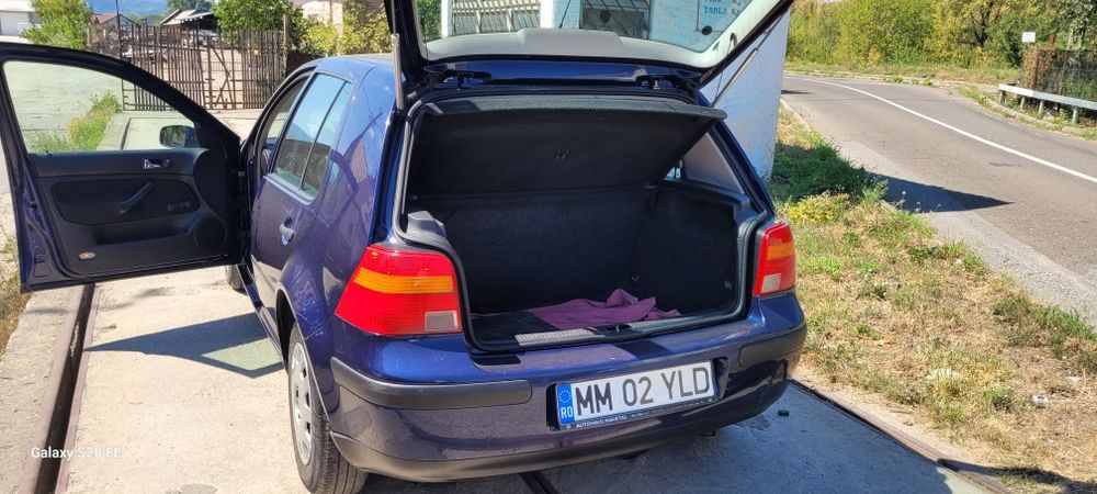 De vanzare Golf 4