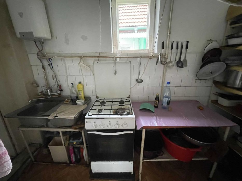 Casa familială, tip parter