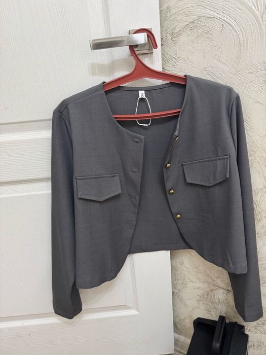 Платье черное продам