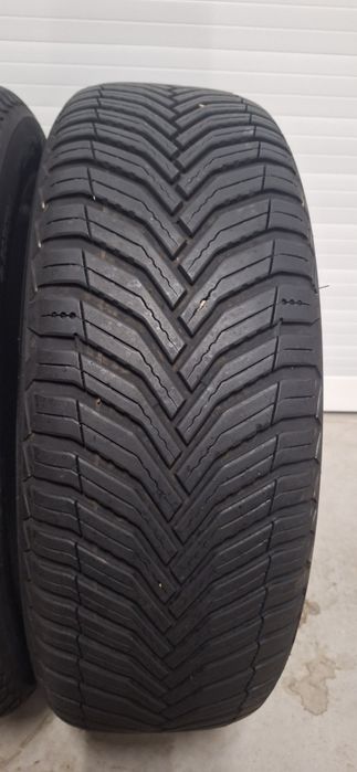 КАТО НОВИ! 2 бр 205 60 16 Michelin crossclimate 2