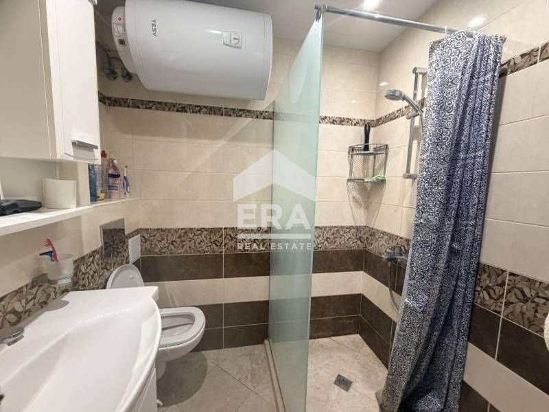 Дава се под наем Двустаен апартамент в Варна, Бриз - 80 кв.м за 498.27 € - Снимка #10