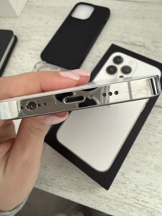 Iphone 13 Pro in perfecta stare