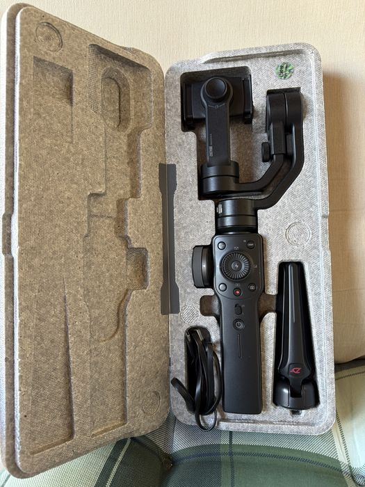 Стабилизираща система Zhiyun Smooth 4, Black