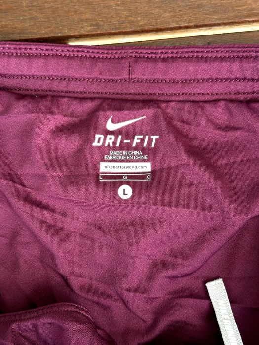 Дамски къси панталони Nike Dri-FIT (Running) - размер L, Отлично състояние
