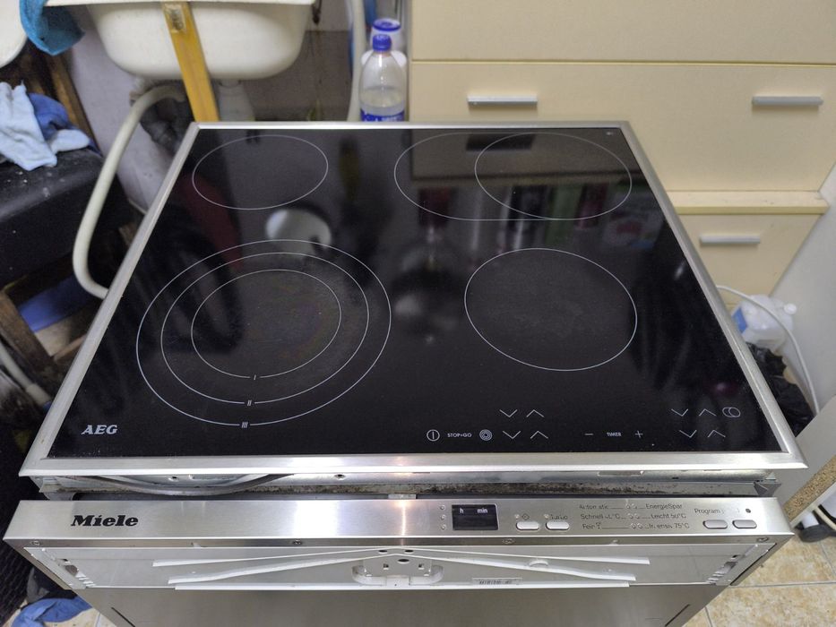 Керамичен плот AEG 66301 K-mn