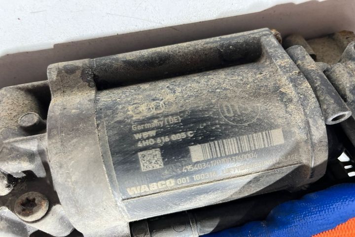Compresor perne aer 4.2 TDI 4H0616005C Audi A8 D4/4H [facelift] [2013