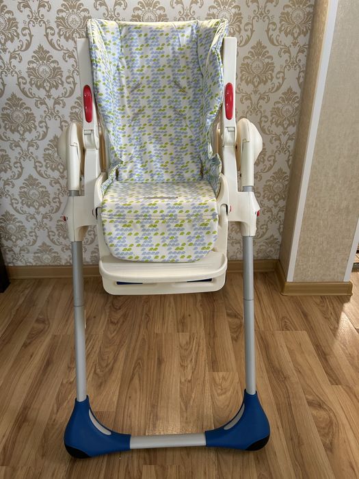 Продам детский стульчик для кормления chicco