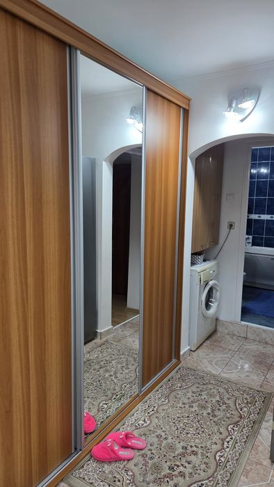 Apartament cu 2 camere decomandate