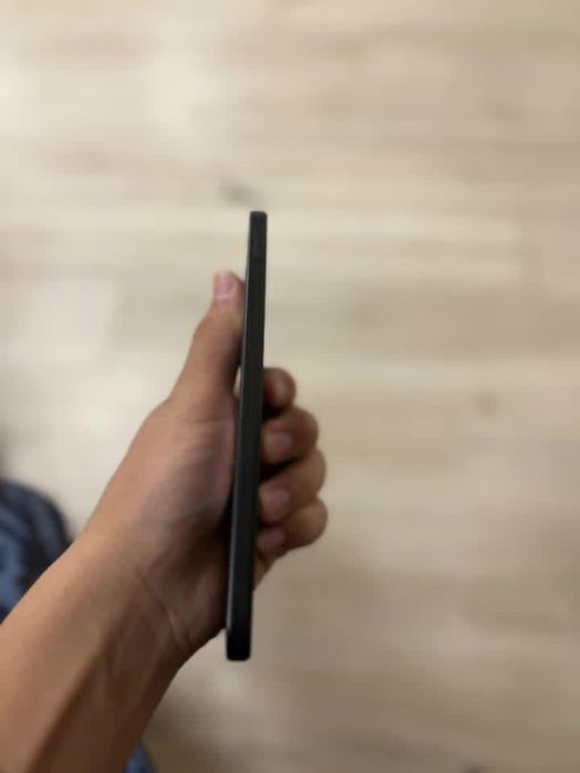Redmi 15c
Xotirasi 128/8
Idel  yengide
Rangi qora 
Obmen ayfonga dap b