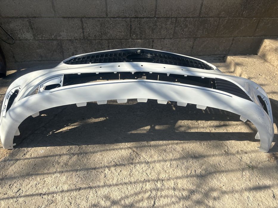 Предна броня за Мерцедес Б - класа / Mercedes b-class W247