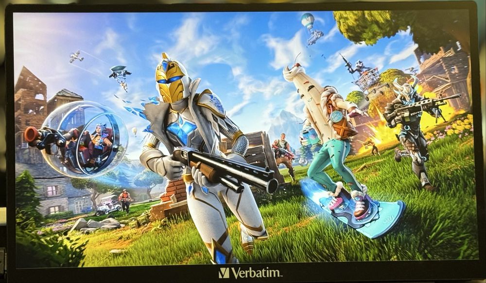 КOMБO ОФЕРТА! PlayStation 4 Slim 1TB + ИГРА + Волан с педали Hori