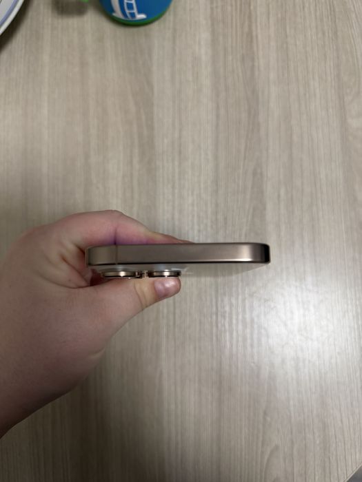 Продам айфон 16 про макс