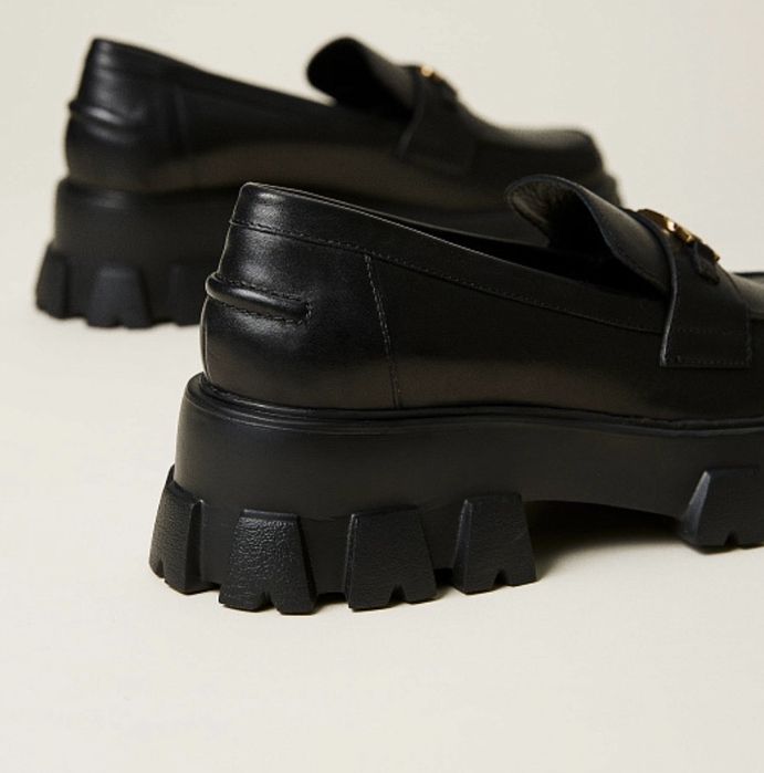 Twinset лоуфъри естествена кожа 37 номер