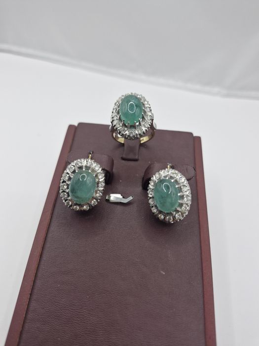 Izumrud brilantim zoloto 750