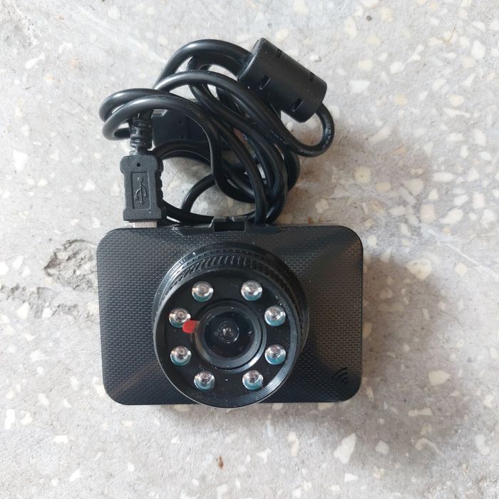 Cameră auto BENQ+ Două lămpi de zi 900 lumeni foarte luminoase