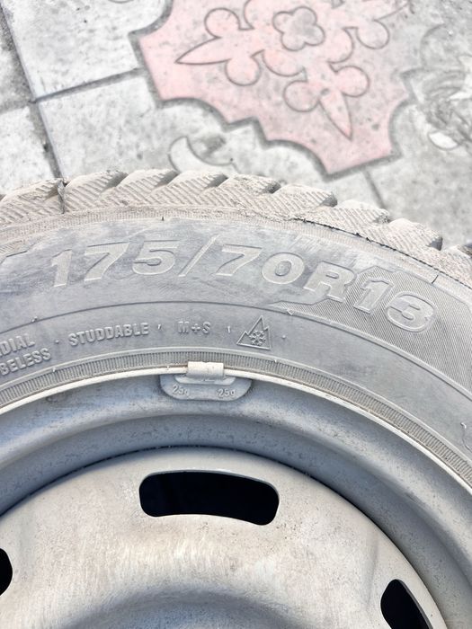 Резина зимняя 175/70 R13