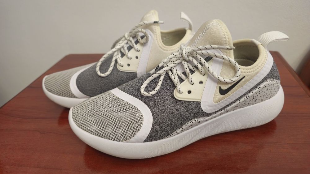 Nike LunarCharge essential