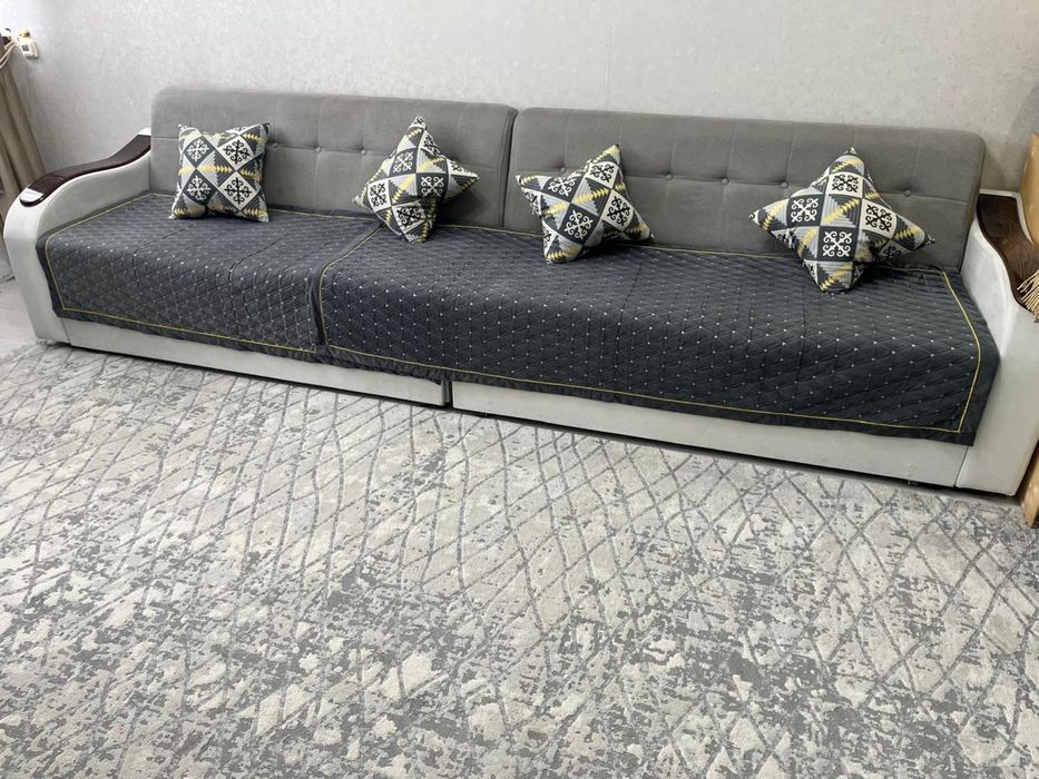 Продам Диван в хорошем состоянии