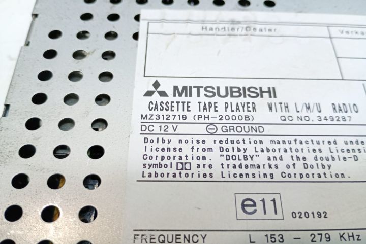 Radio casetofon MZ312719 Mitsubishi Pajero a 3-a generatie (facelift)