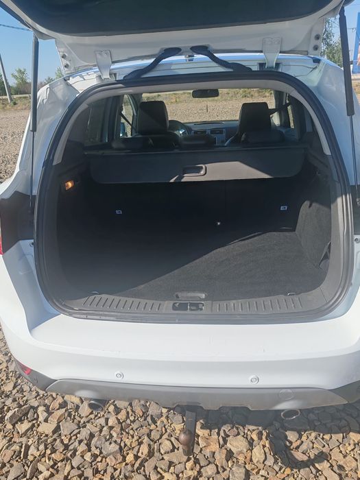 Vand Ford Kuga automata