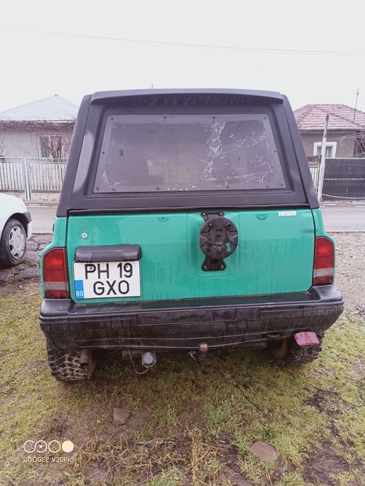 Suzuki 4x4  Geo Tracker